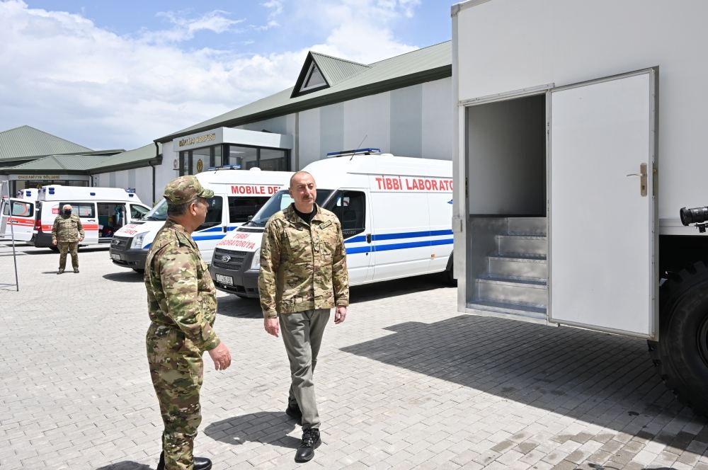 Prezident İlham Əliyev Kəlbəcərdə Hərbi hospitalın açılışında iştirak edib (YENİLƏNİB) (FOTO/VİDEO)