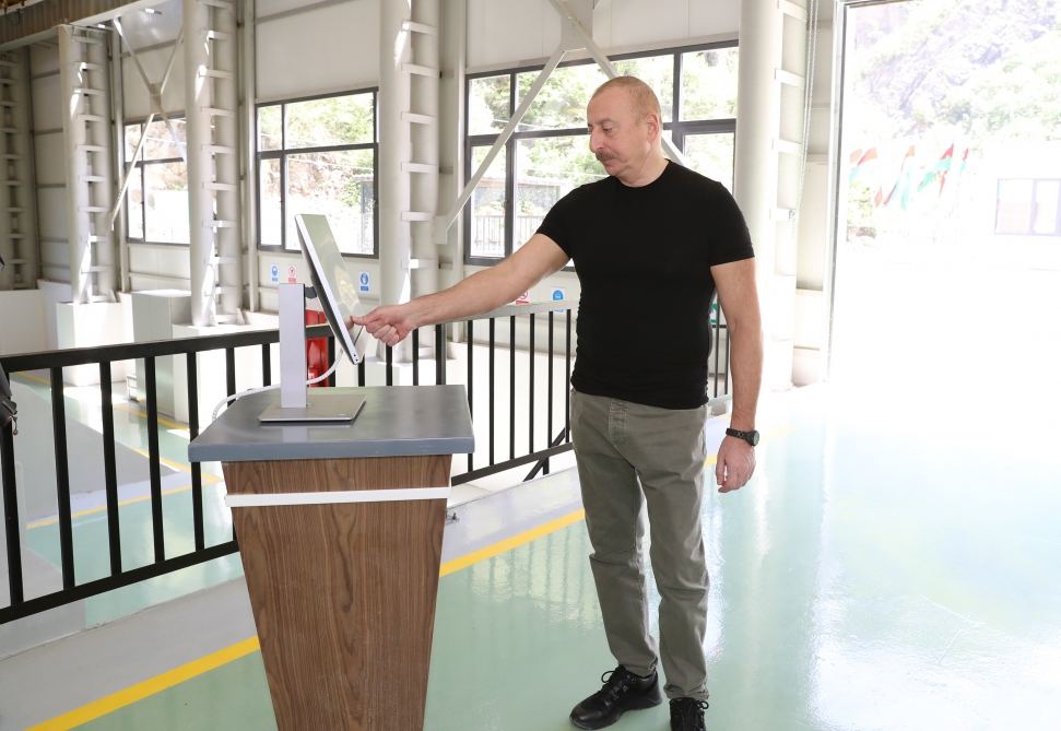 Prezident İlham Əliyev Kəlbəcər rayonunda “Qamışlı” Kiçik Su Elektrik Stansiyasının açılışında iştirak edib (YENİLƏNİB) (FOTO/VİDEO)