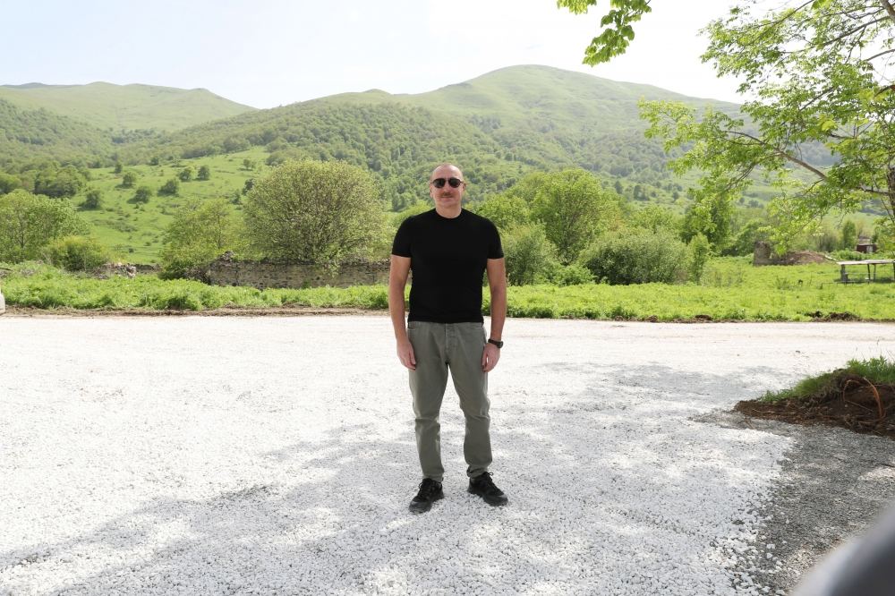 Prezident İlham Əliyev Laçın rayonunun Qorçu qəsəbəsinin təməlini qoyub (YENİLƏNİB) (FOTO/VİDEO)