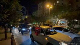 Bakıda Atatürk parkında Ərdoğana dəstək yürüyüşü keçirilib (FOTO/VİDEO)