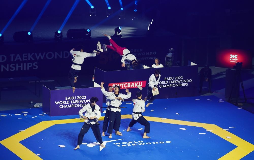 Prezident İlham Əliyev və Birinci xanım Mehriban Əliyeva Bakıda taekvondo üzrə 26-cı dünya çempionatının açılış mərasimində iştirak ediblər (YENİLƏNİB) (FOTO/VİDEO)