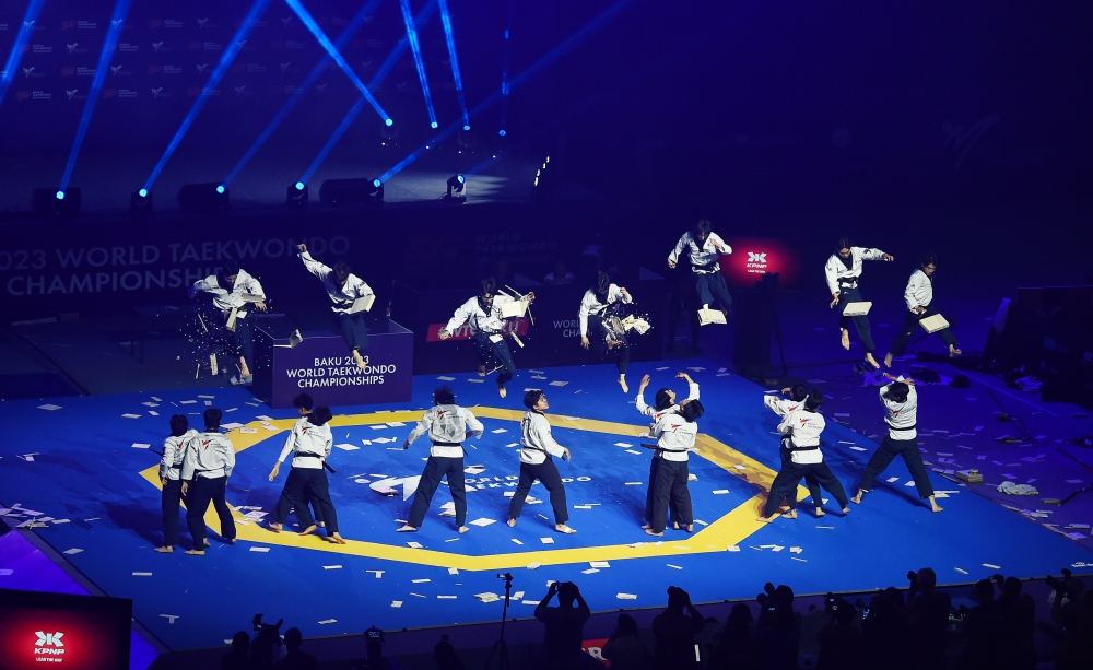 Prezident İlham Əliyev və Birinci xanım Mehriban Əliyeva Bakıda taekvondo üzrə 26-cı dünya çempionatının açılış mərasimində iştirak ediblər (YENİLƏNİB) (FOTO/VİDEO)