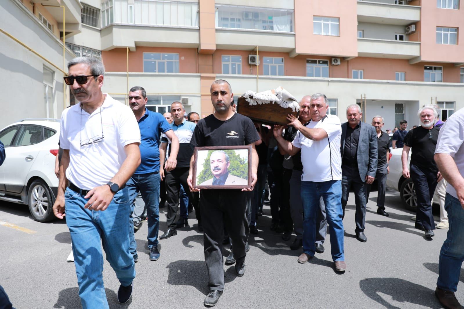 Elxan Qasımovla vida mərasimi keçirilib (FOTO)