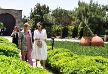 Birinci xanım Mehriban Əliyeva və İsrail Dövlətinin birinci xanımı Mixal Hersoq  Qala Arxeoloji-Etnoqrafik Muzey Kompleksində olublar (FOTO/VİDEO)