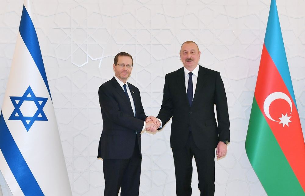 İsrail Prezidenti İsxak Hersoqun rəsmi qarşılanma mərasimi olub (FOTO)
