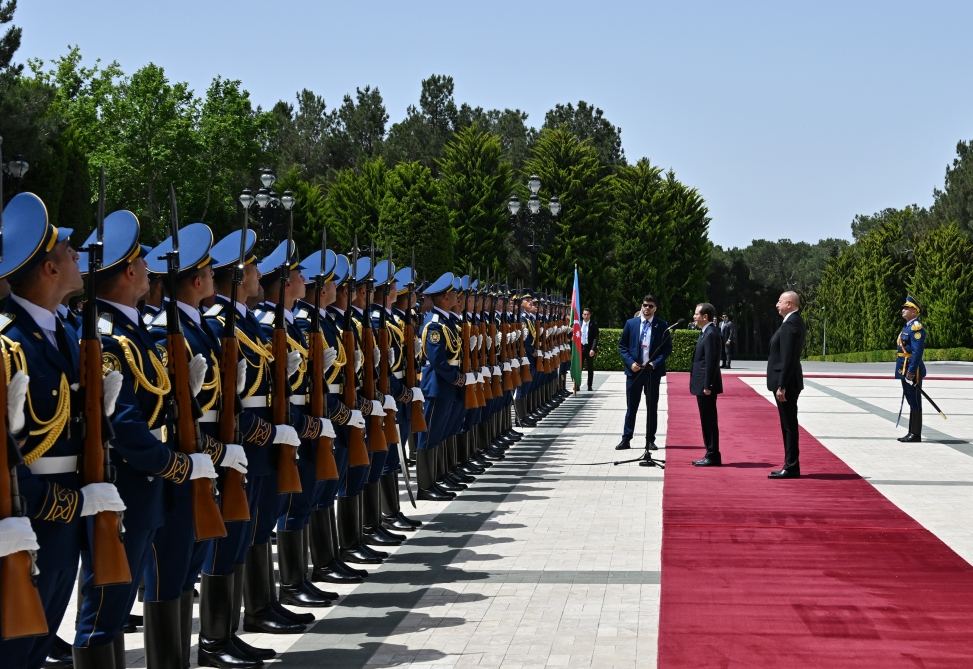 İsrail Prezidenti İsxak Hersoqun rəsmi qarşılanma mərasimi olub (FOTO)