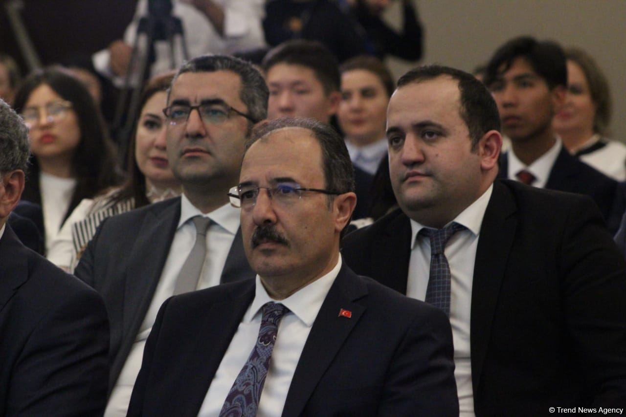 “Heydər Əliyev İli”nə həsr olunmuş Ortaq Türk Dünyası Olimpiadası qaliblərinin mükafatlandırılma mərasimi keçirilib (FOTO)