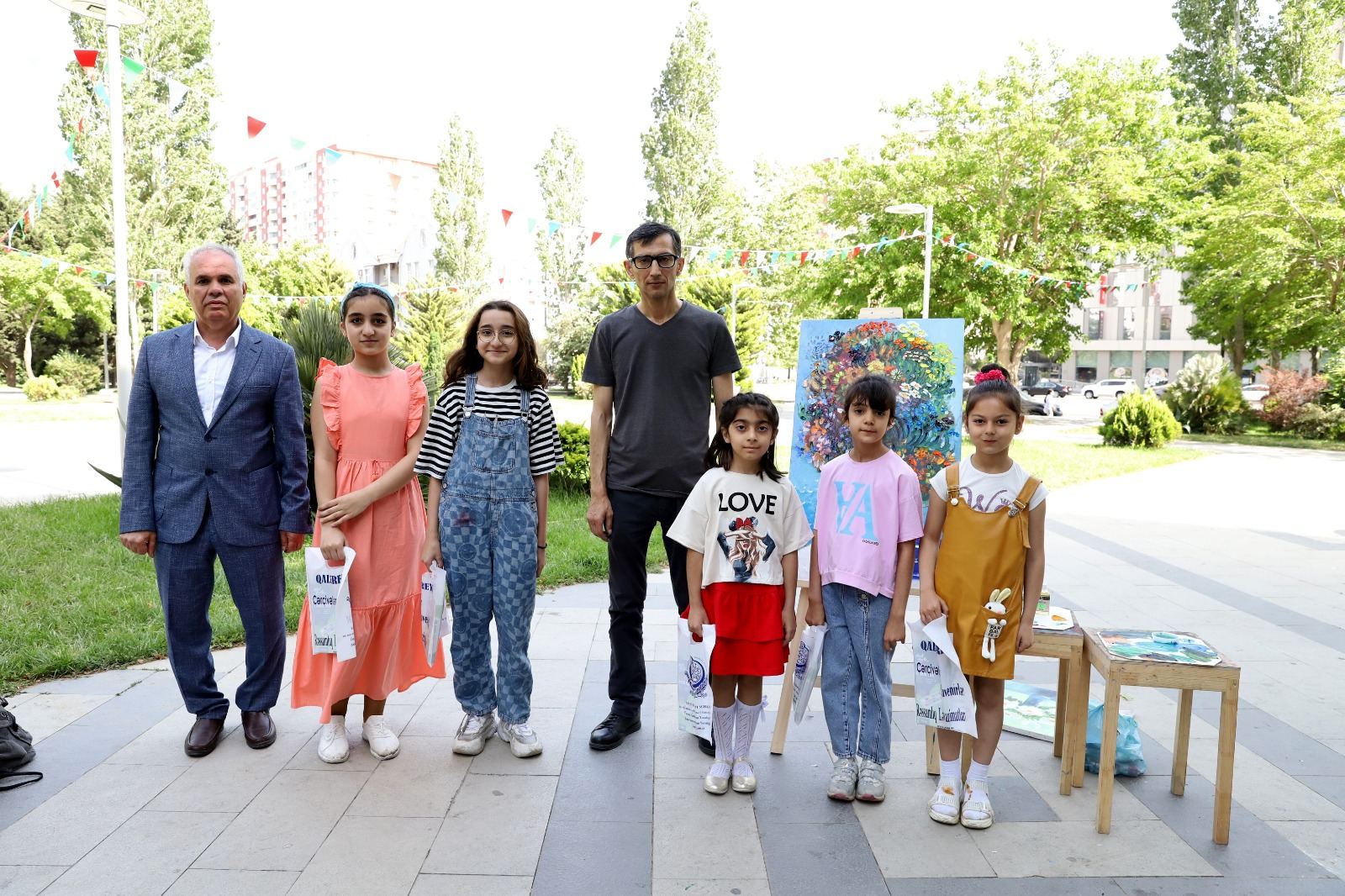 "Azərbaycanım" VI Respublika Uşaq Rəsm Festivali keçirildi (FOTO)