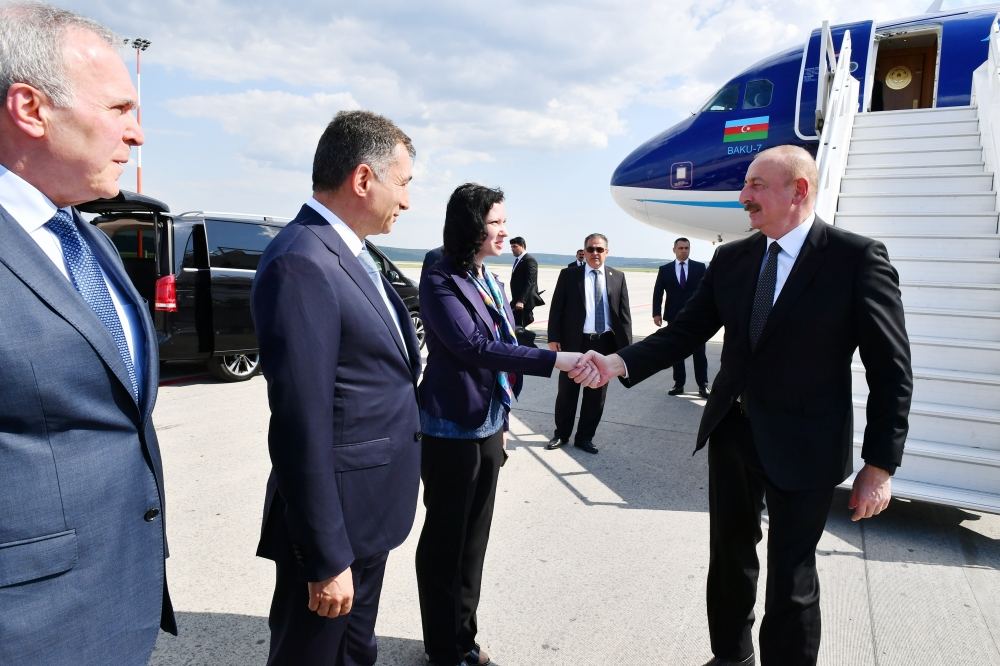 Prezident İlham Əliyev Moldovaya səfərə gəlib (FOTO/VİDEO)