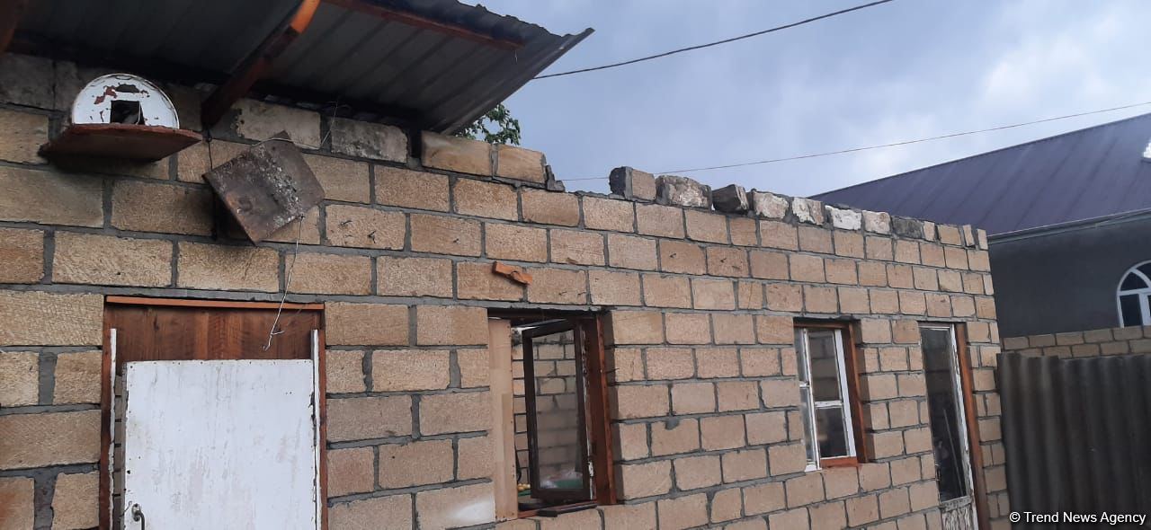 Qeyri-sabit hava şəraiti Ağdamda bir sıra fəsadlar törədib (FOTO)