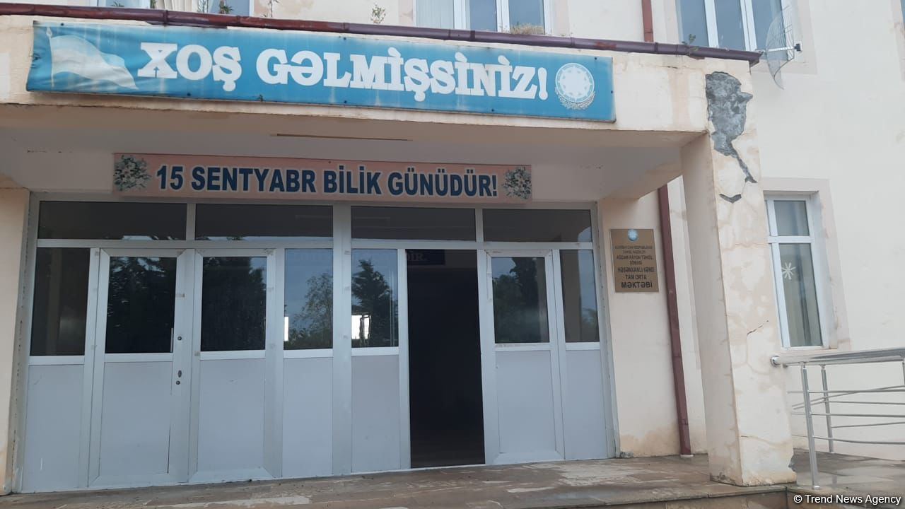 Qeyri-sabit hava şəraiti Ağdamda bir sıra fəsadlar törədib (FOTO)