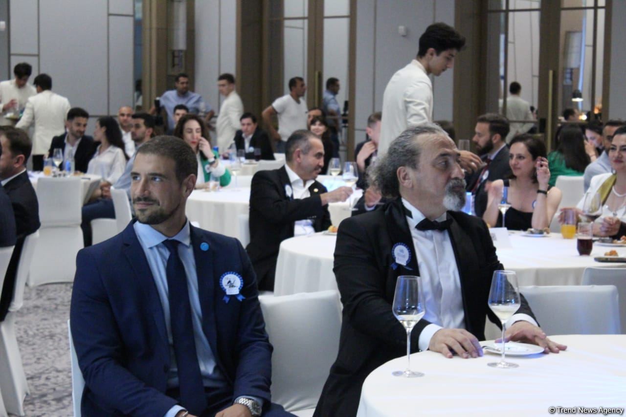 Ümumdünya Səhiyyə Təşkilatı 75 illik yubileyini qeyd edir (FOTO)