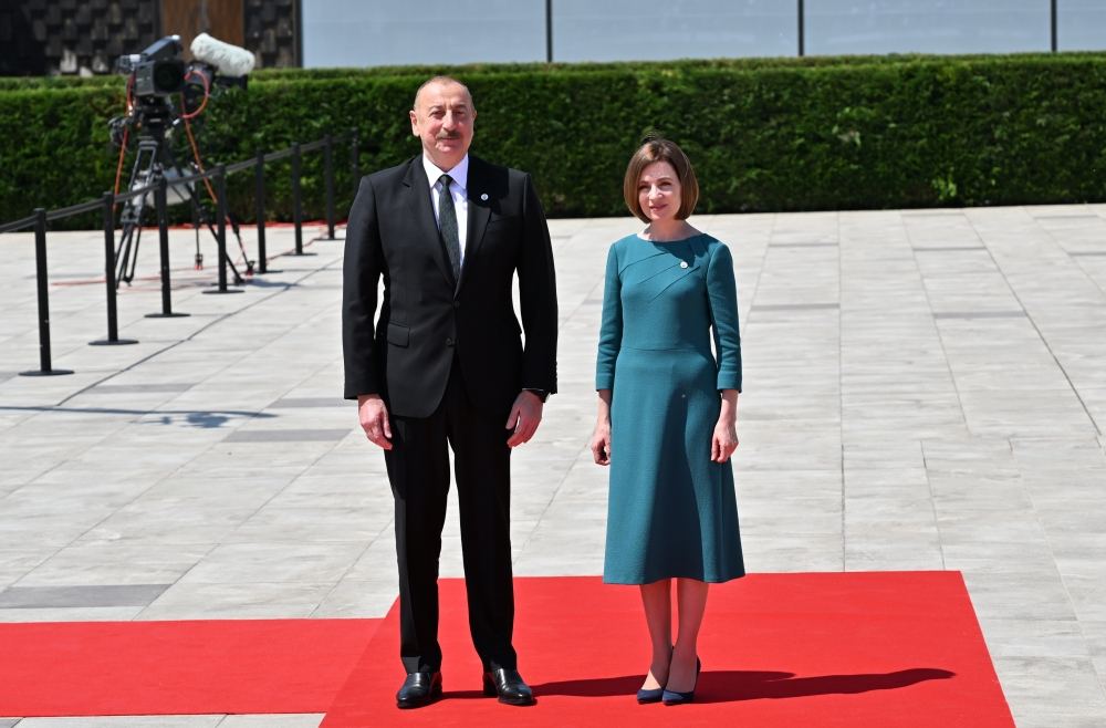 Prezident İlham Əliyev Kişineuda “Avropa siyasi birliyi” 2-ci Zirvə toplantısının açılış mərasimində iştirak edib (YENİLƏNİB-2) (FOTO/VİDEO)