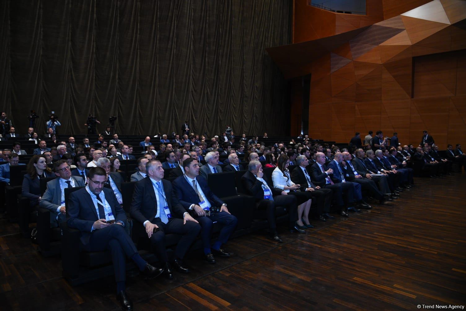 Xəzər regionu enerji habına çevrilib - Pərviz Şahbazov (FOTO)