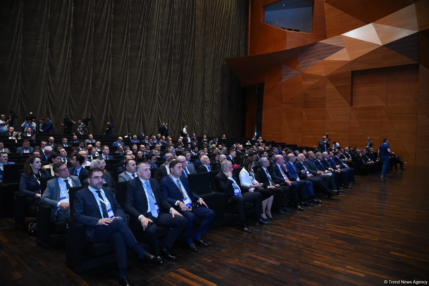 Xəzər regionu enerji habına çevrilib - Pərviz Şahbazov (FOTO)