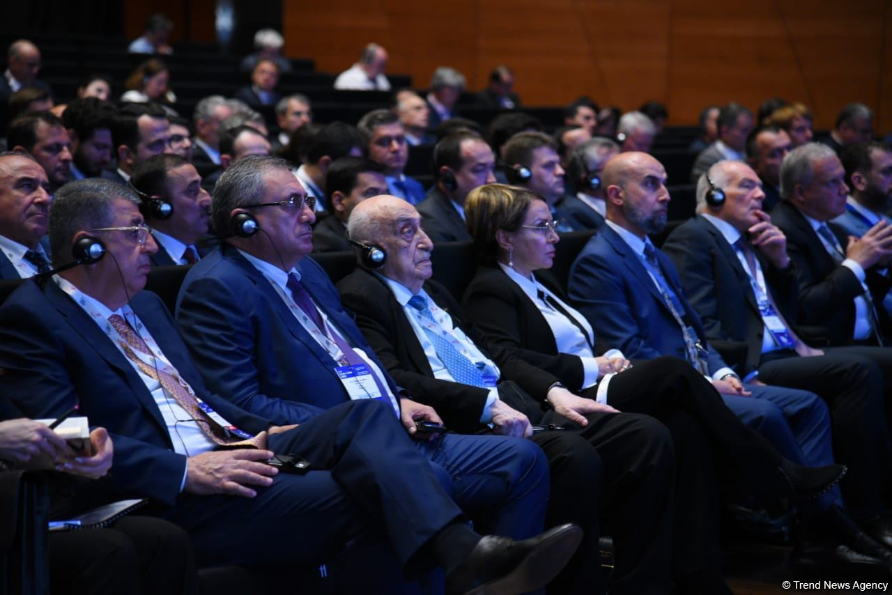 SOCAR neft və qaz hasilatına investisiyaları artırıb - Rövşən Nəcəf (FOTO)