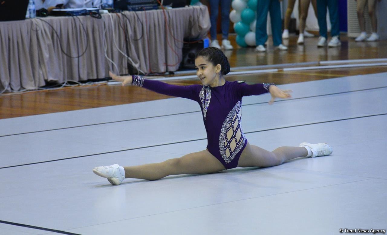Aerobika gimnastikası üzrə Azərbaycan birinciliyi və Bakı çempionatı başlayıb (FOTO)