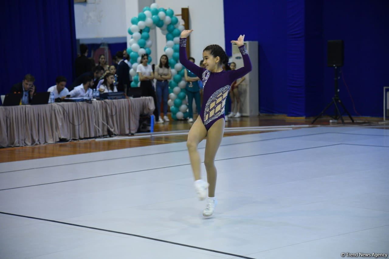 Aerobika gimnastikası üzrə Azərbaycan birinciliyi və Bakı çempionatı başlayıb (FOTO)
