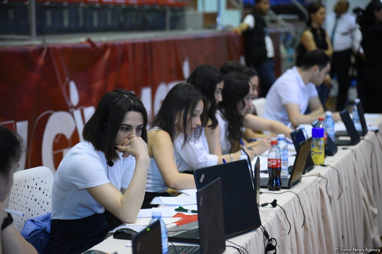 Aerobika gimnastikası üzrə Azərbaycan birinciliyi və Bakı çempionatı başlayıb (FOTO)