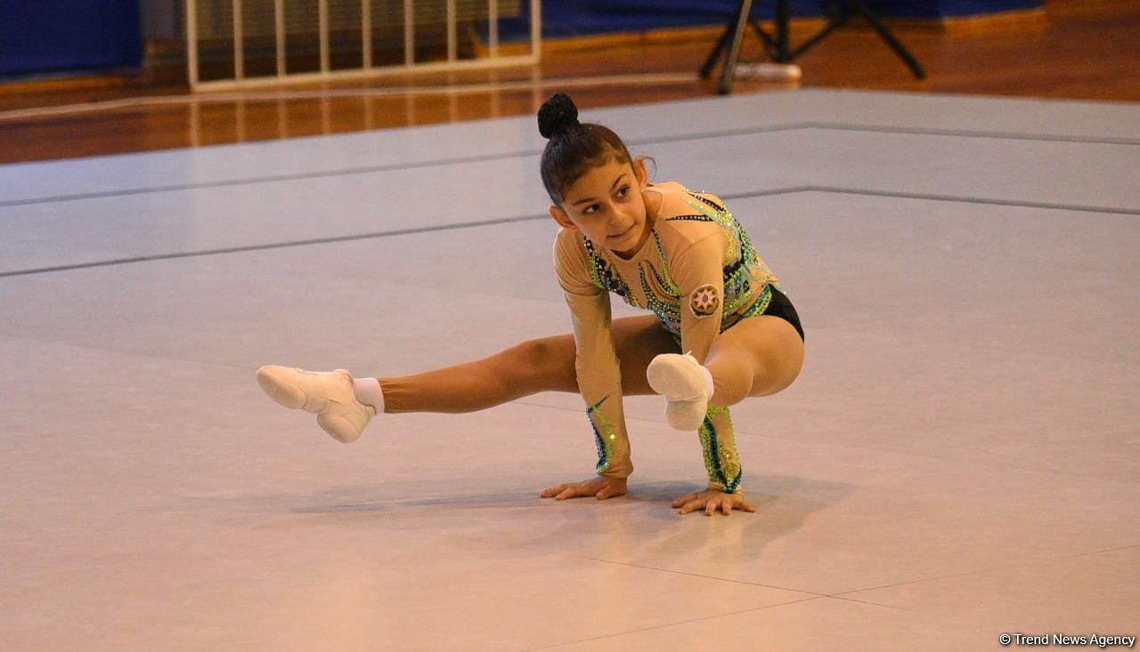 Aerobika gimnastikası üzrə Azərbaycan birinciliyi və Bakı çempionatı başlayıb (FOTO)