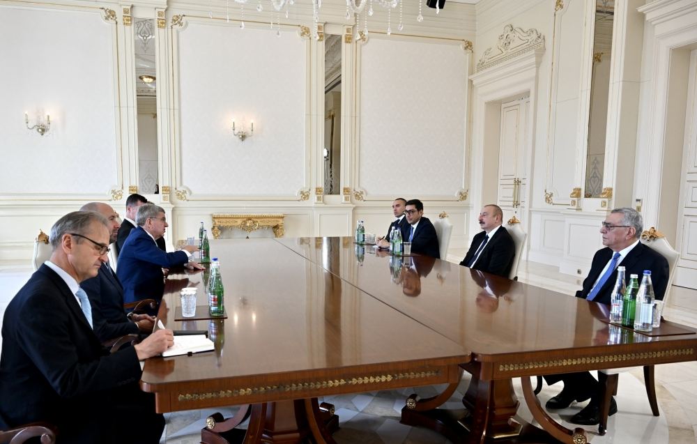 Prezident İlham Əliyev Beynəlxalq Olimpiya Komitəsinin Prezidentini qəbul edib (YENİLƏNİB) (FOTO/VİDEO)