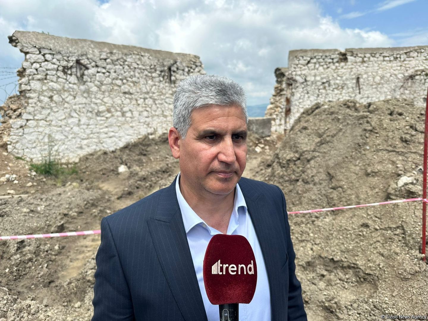 Şuşa ərazisində bir neçə yerdə kütləvi məzarlığın olduğu barədə məlumatlar var - Eldar Səmədov
