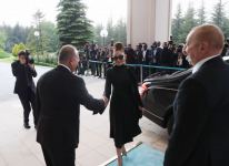Prezident İlham Əliyev və Birinci xanım Mehriban Əliyeva Ankarada Rəcəb Tayyib Ərdoğanın adından verdiyi şam yeməyində iştirak ediblər (FOTO)