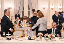 Prezident İlham Əliyev və Birinci xanım Mehriban Əliyeva Ankarada Rəcəb Tayyib Ərdoğanın adından verdiyi şam yeməyində iştirak ediblər (FOTO)
