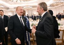 Prezident İlham Əliyev və Birinci xanım Mehriban Əliyeva Ankarada Rəcəb Tayyib Ərdoğanın adından verdiyi şam yeməyində iştirak ediblər (FOTO)