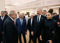 Prezident İlham Əliyev və Birinci xanım Mehriban Əliyeva Ankarada Rəcəb Tayyib Ərdoğanın adından verdiyi şam yeməyində iştirak ediblər (FOTO)