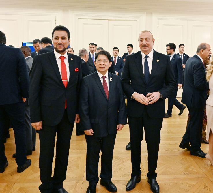 Prezident İlham Əliyev və Birinci xanım Mehriban Əliyeva Ankarada Rəcəb Tayyib Ərdoğanın adından verdiyi şam yeməyində iştirak ediblər (FOTO)