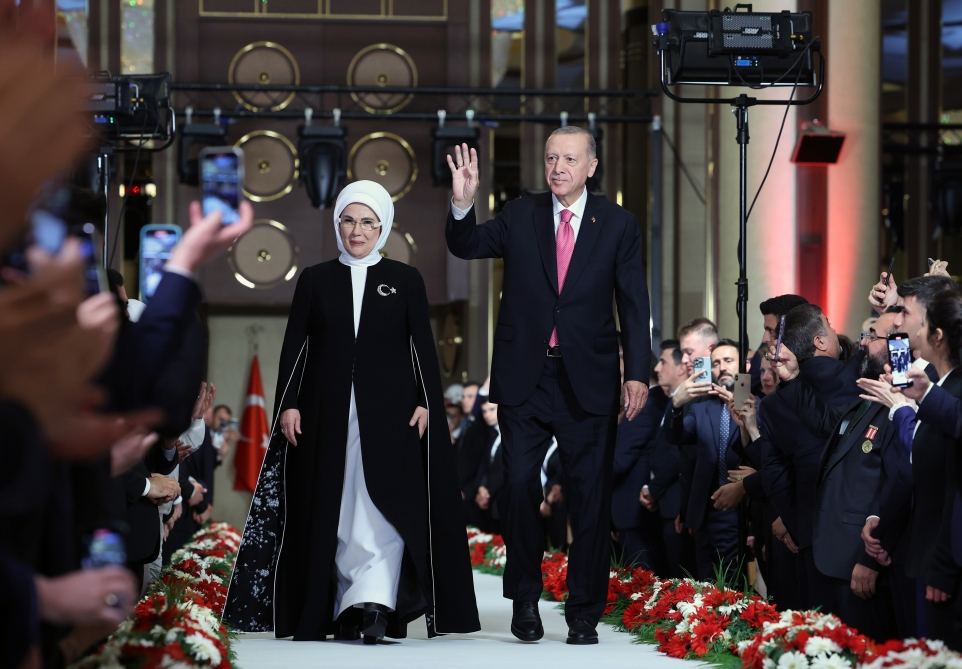 Prezident İlham Əliyev və Birinci xanım Mehriban Əliyeva Prezident Rəcəb Tayyib Ərdoğanın səlahiyyətlərinin icrasına başlama mərasimində iştirak ediblər (FOTO/VİDEO) (YENİLƏNİB)