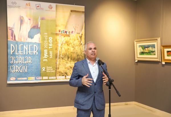 “Plener əsərlər sərgisi” Xətai Sənət Mərkəzində keçirildi (FOTO)