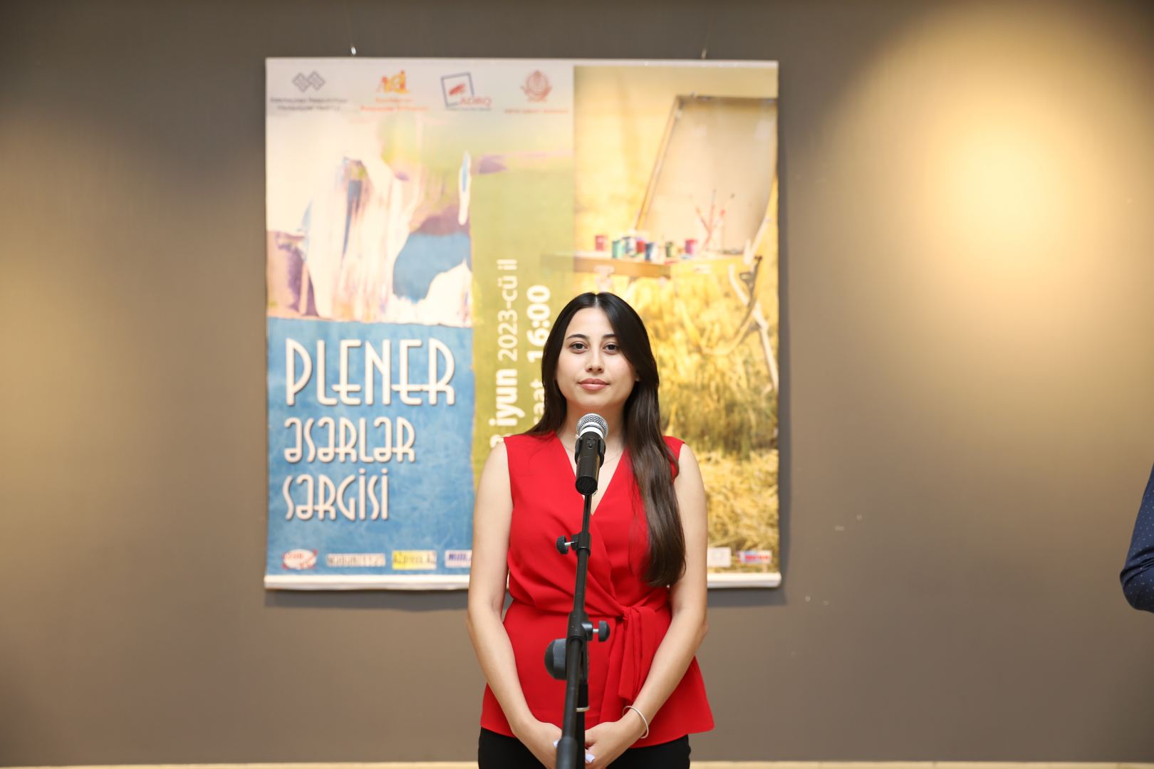 “Plener əsərlər sərgisi” Xətai Sənət Mərkəzində keçirildi (FOTO)