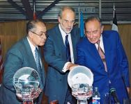 Heydər Əliyevin bir günü: Ümummilli Lider və onun Azərbaycanın gələcək uğurları barədə uzaqgörənliyi (FOTO)