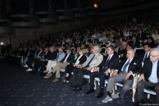 "Yenidənqurma, sülh və inteqrasiya: Enerji, iqtisadiyyat, ətraf mühit və kapital" tədbiri Gəncədə davam edir (FOTO)
