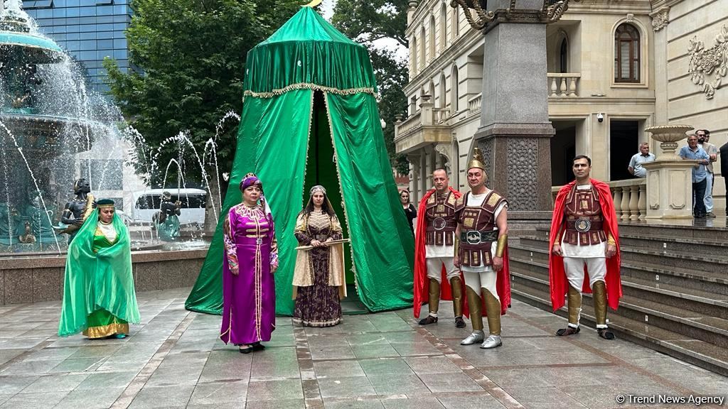 "Yenidənqurma, sülh və inteqrasiya: Enerji, iqtisadiyyat, ətraf mühit və kapital" tədbiri Gəncədə davam edir (FOTO)