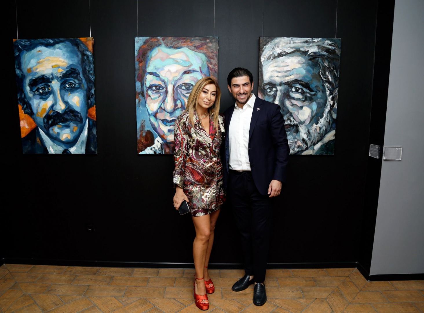 Röya Həsənin “İz” adlı fərdi sərgisi açıldı (FOTO)