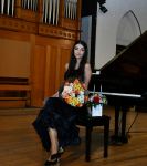 “Gənclərə dəstək” layihəsi çərçivəsində Nəzrin Abbaslının solo konserti keçirilib (FOTO)