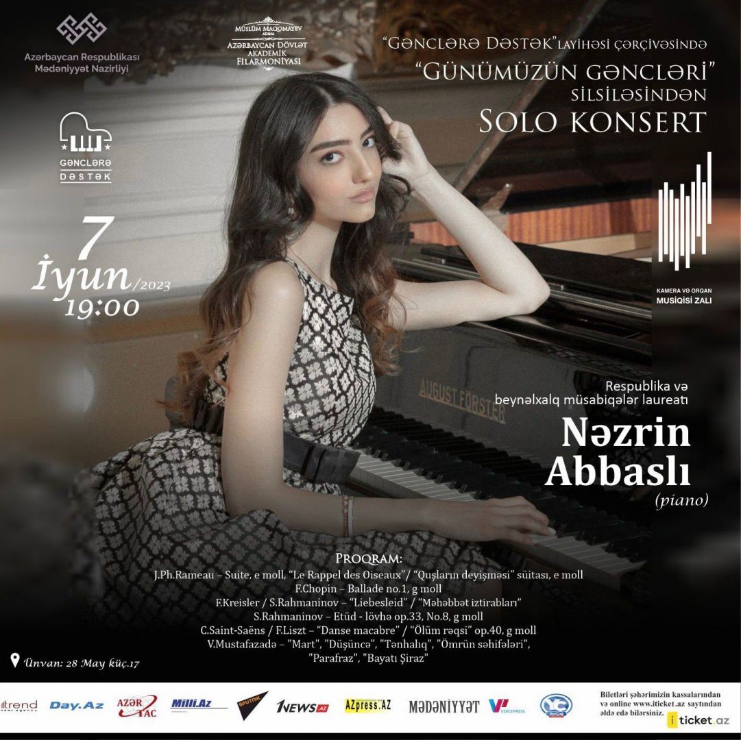 “Gənclərə dəstək” layihəsi çərçivəsində Nəzrin Abbaslının solo konserti keçirilib (FOTO)