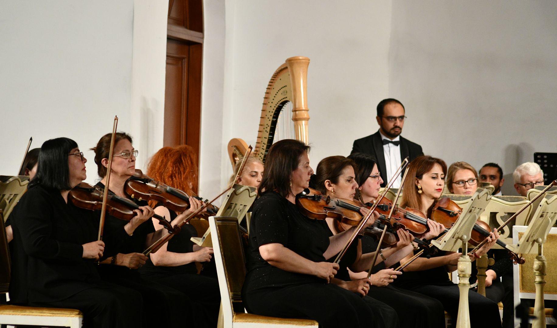 Azərbaycan Dövlət Simfonik Orkestrinin konserti keçirilib (FOTO)