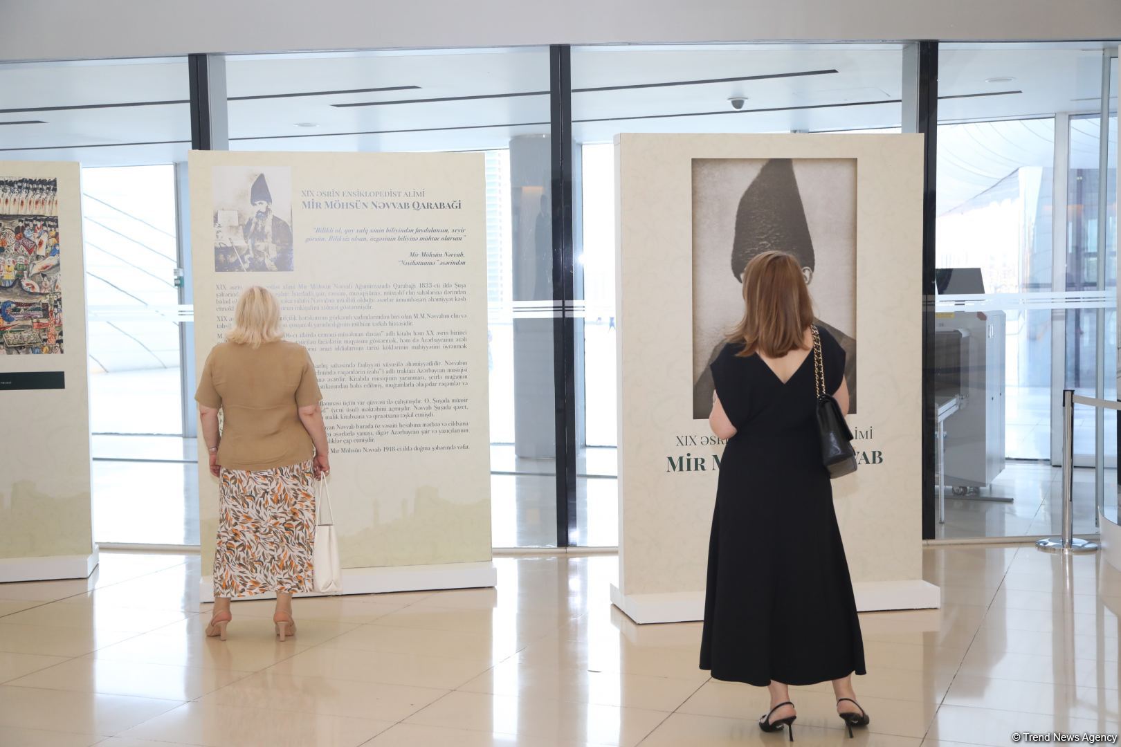 Heydər Əliyev Mərkəzində “Mir Möhsün Nəvvabın silah kolleksiyası və Şuşada silah istehsalı” adlı kitabın təqdimatı olub (FOTO)