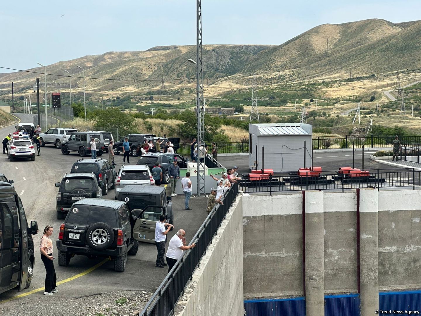 Məşhur səyyah qrupu Suqovuşandadır (FOTO)