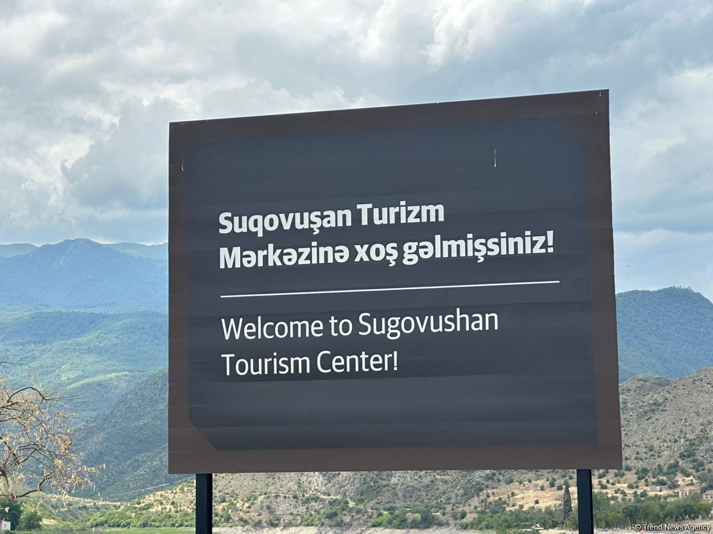 Məşhur səyyah qrupu Suqovuşandadır (FOTO)