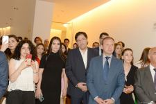 Heydər Əliyev Mərkəzində Ulu Öndər Heydər Əliyevin 100 illiyinə həsr olunan təntənəli gecə keçirilib (FOTO)