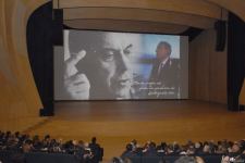 Heydər Əliyev Mərkəzində Ulu Öndər Heydər Əliyevin 100 illiyinə həsr olunan təntənəli gecə keçirilib (FOTO)