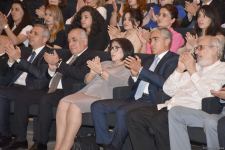 Heydər Əliyev Mərkəzində Ulu Öndər Heydər Əliyevin 100 illiyinə həsr olunan təntənəli gecə keçirilib (FOTO)