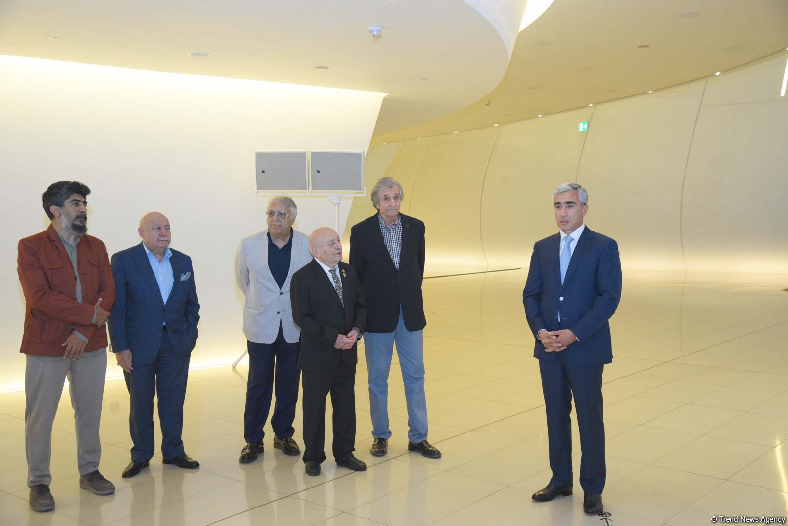 Heydər Əliyev Mərkəzində Ulu Öndər Heydər Əliyevin 100 illiyinə həsr olunan təntənəli gecə keçirilib (FOTO)