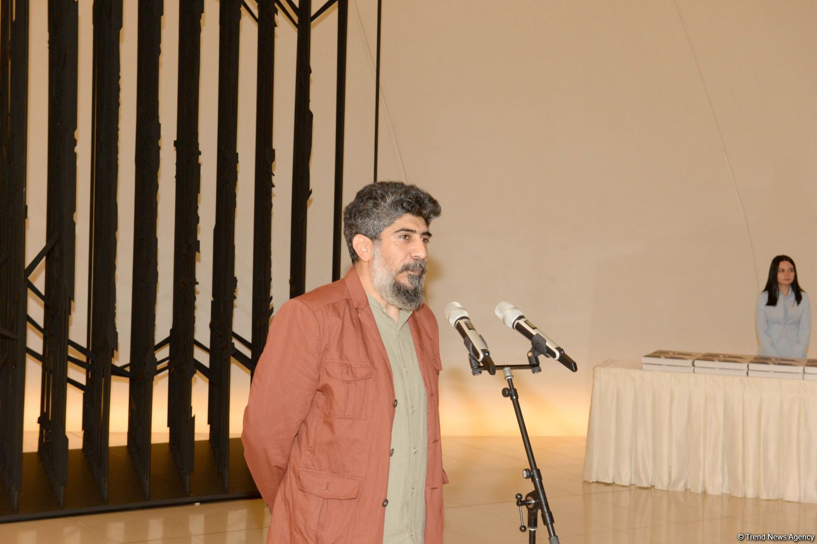 Heydər Əliyev Mərkəzində Ulu Öndər Heydər Əliyevin 100 illiyinə həsr olunan təntənəli gecə keçirilib (FOTO)