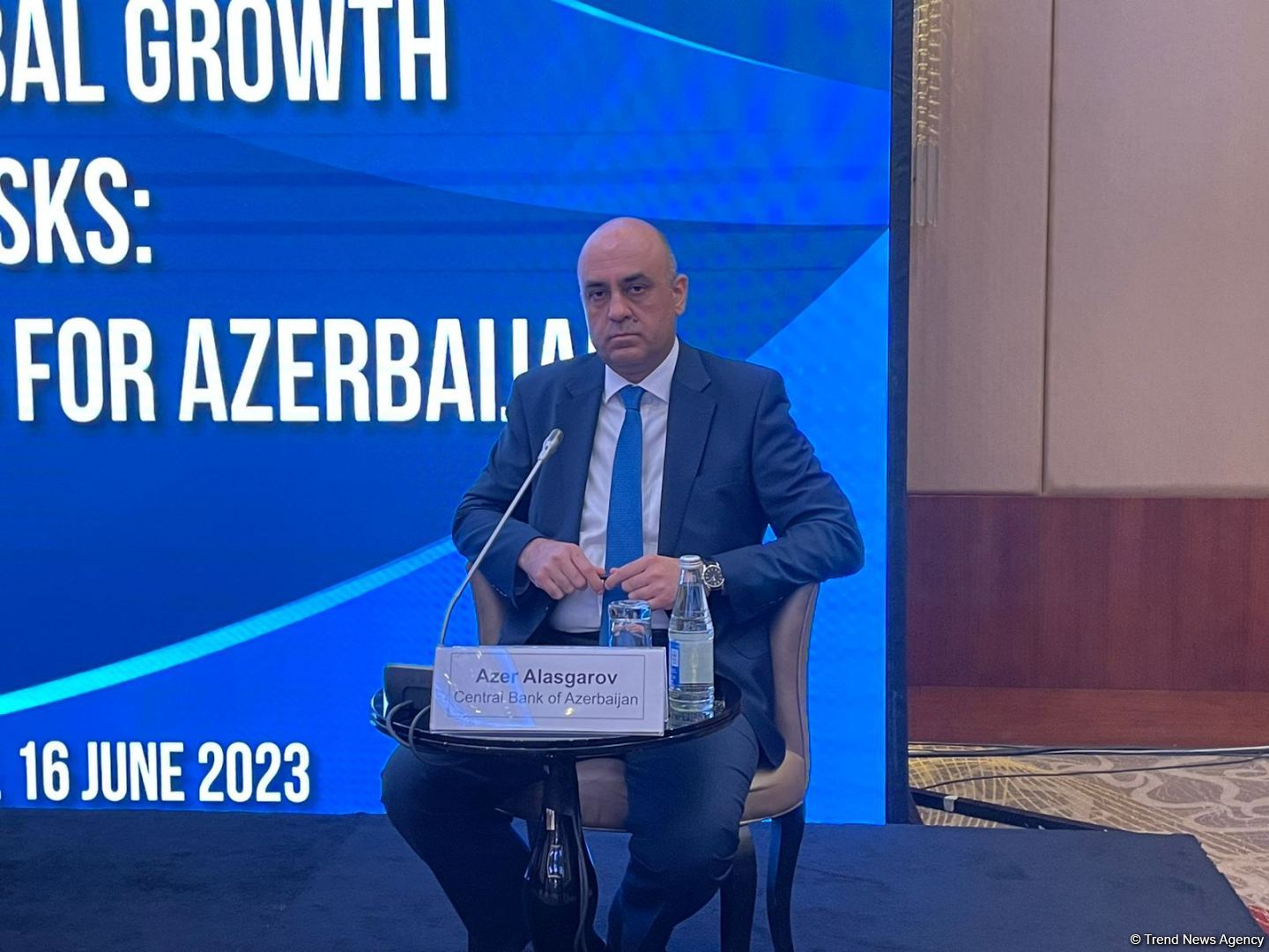 Mərkəzi Bank inflyasiya təzyiqini məhdudlaşdırmağa çalışır - Departament direktoru